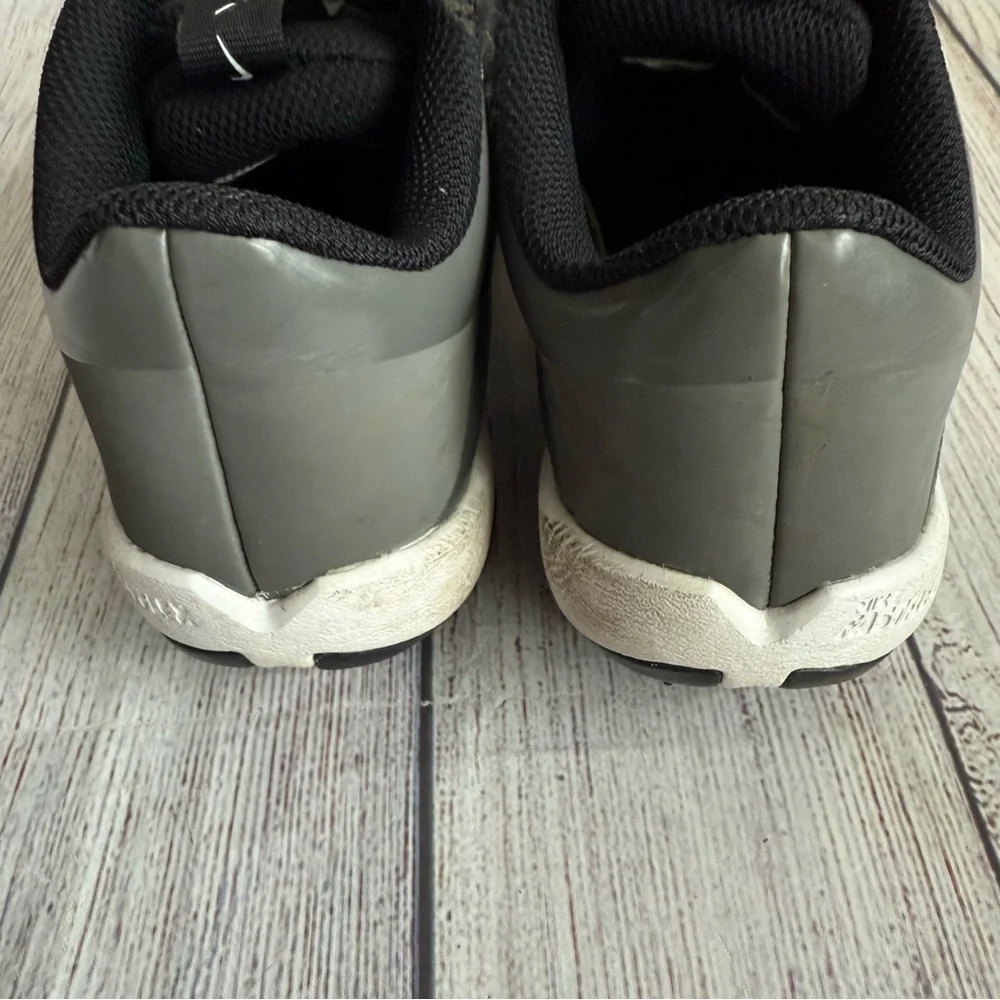 NIKE Vapor Shark 3 Football Cleats 3.5